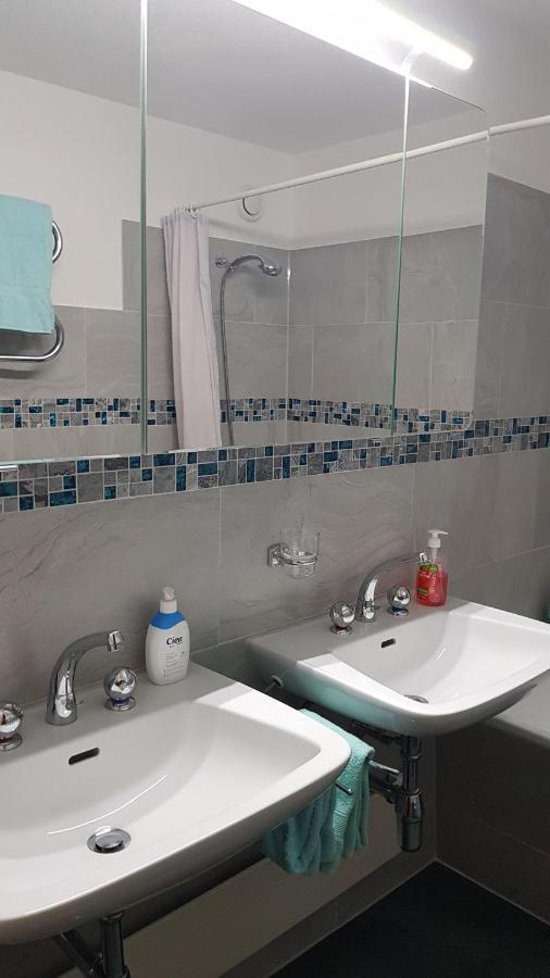 Holiday Accommodation - Swimming Pool Available Νταβός Εξωτερικό φωτογραφία
