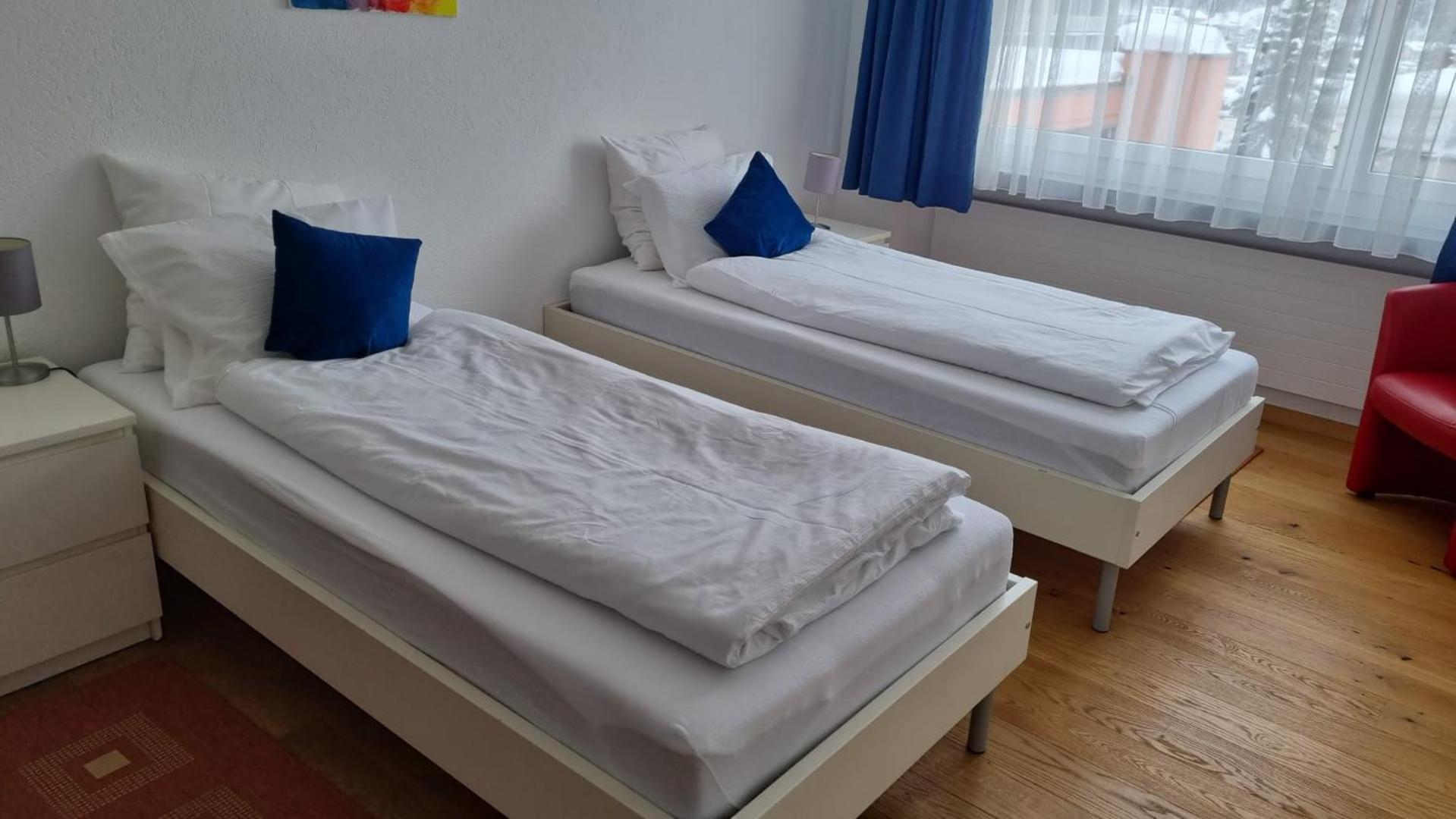 Holiday Accommodation - Swimming Pool Available Νταβός Εξωτερικό φωτογραφία