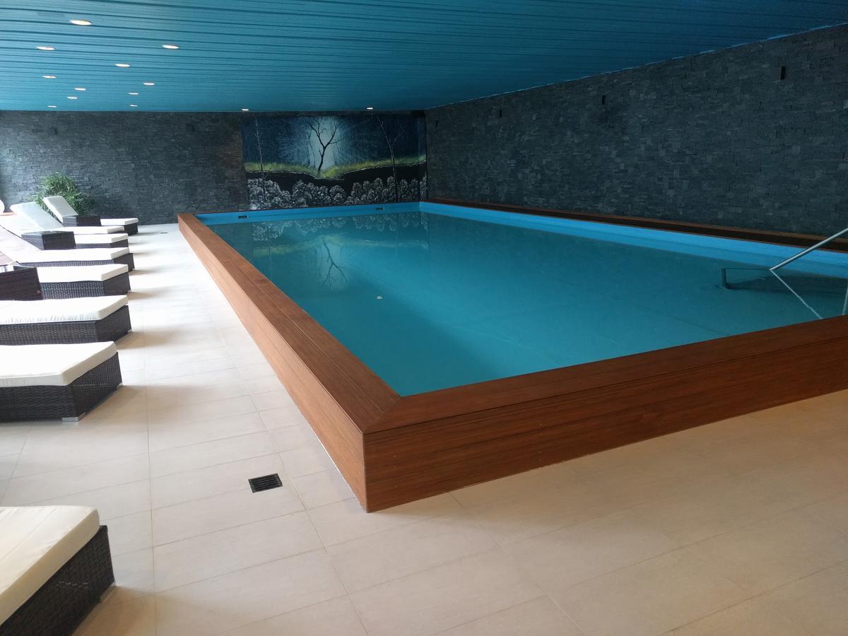 Holiday Accommodation - Swimming Pool Available Νταβός Εξωτερικό φωτογραφία