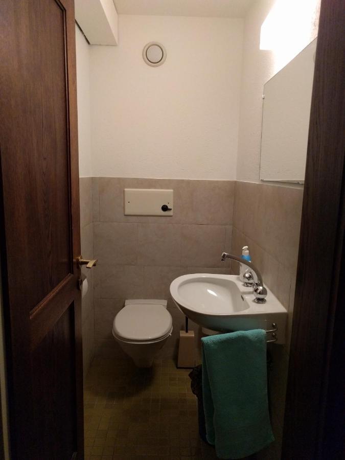 Holiday Accommodation - Swimming Pool Available Νταβός Δωμάτιο φωτογραφία